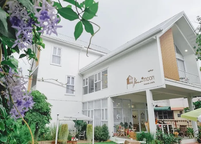 Bloomin' Moon & Cafe, Old Town