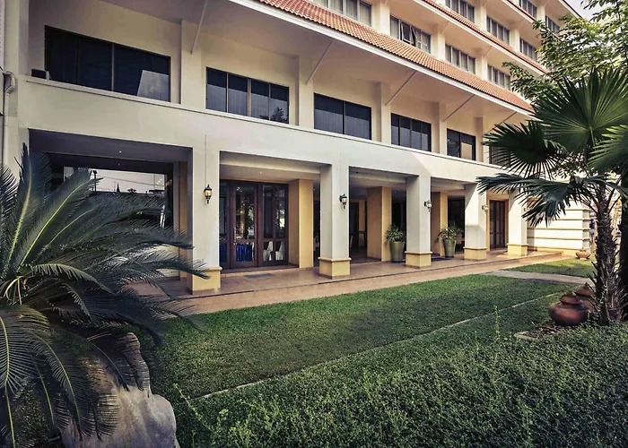 Hotels With Four Stars Mercure Chiang Mai